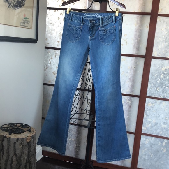 American Eagle light wash vintage flare jeans (Sz. 4) - Picture 2 of 10